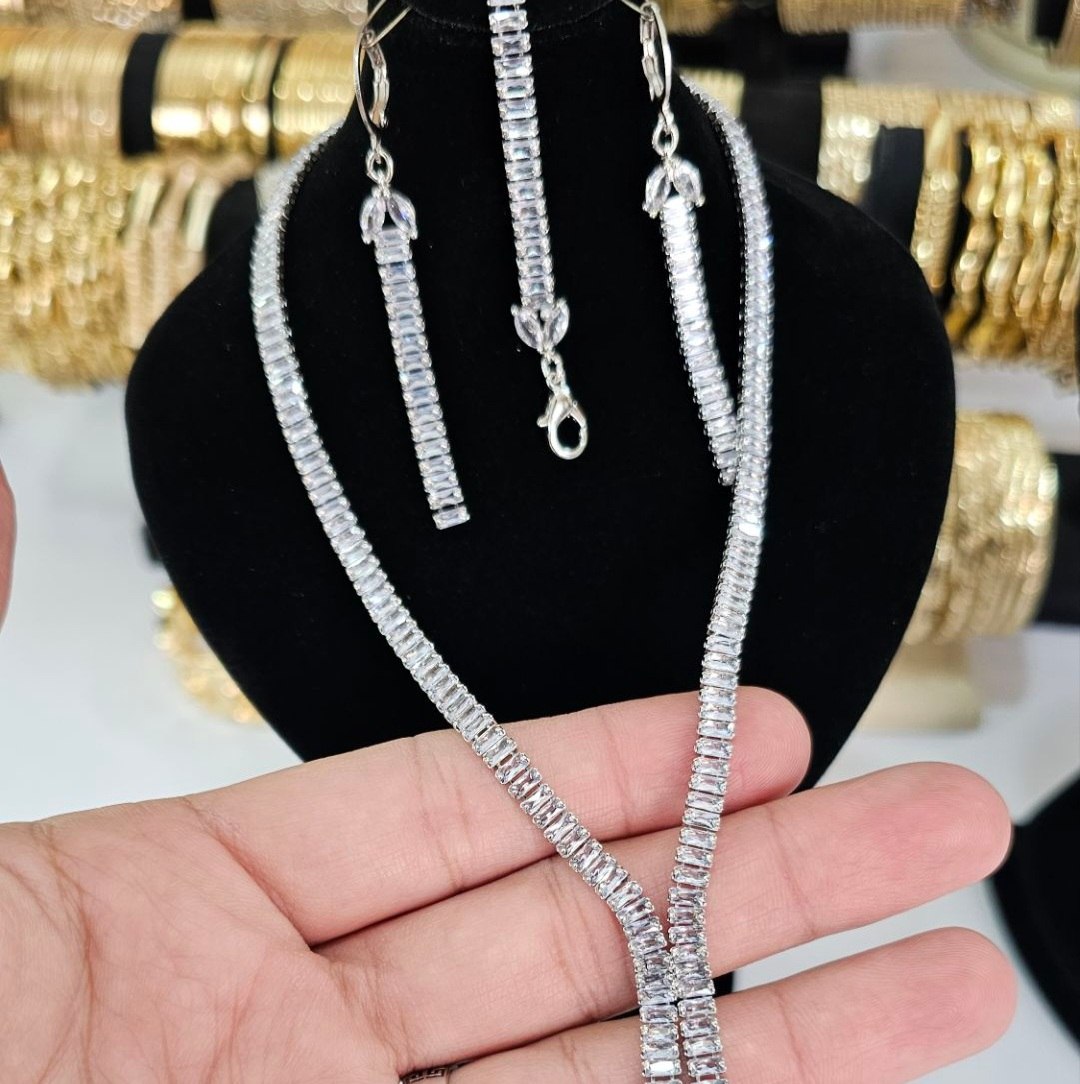 سرویس تنیسی طرح طلا