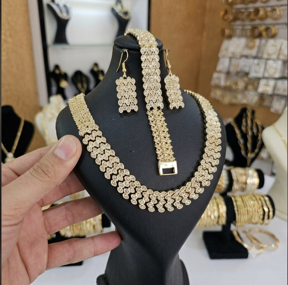 سرویس سواروسکی طرح طلا