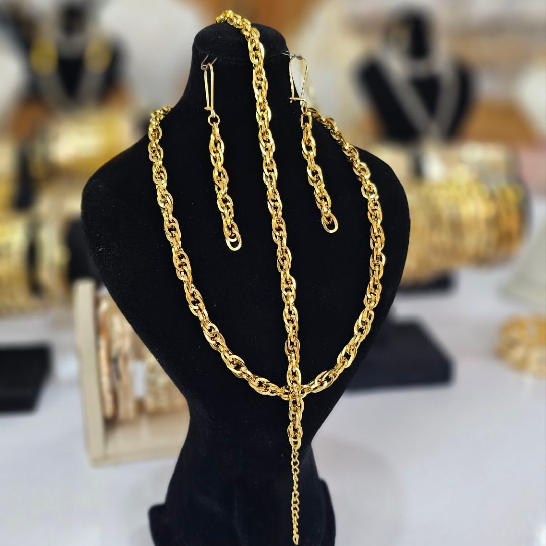 سرویس زنجیری مدل بافت استیل ( عیار ۳۱۶ )